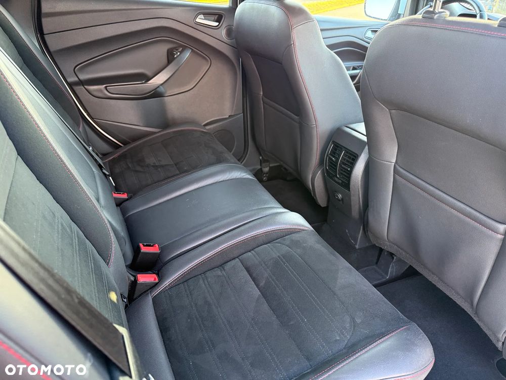 Ford Kuga 2.0 TDCi 4x4 ST-Line - 17