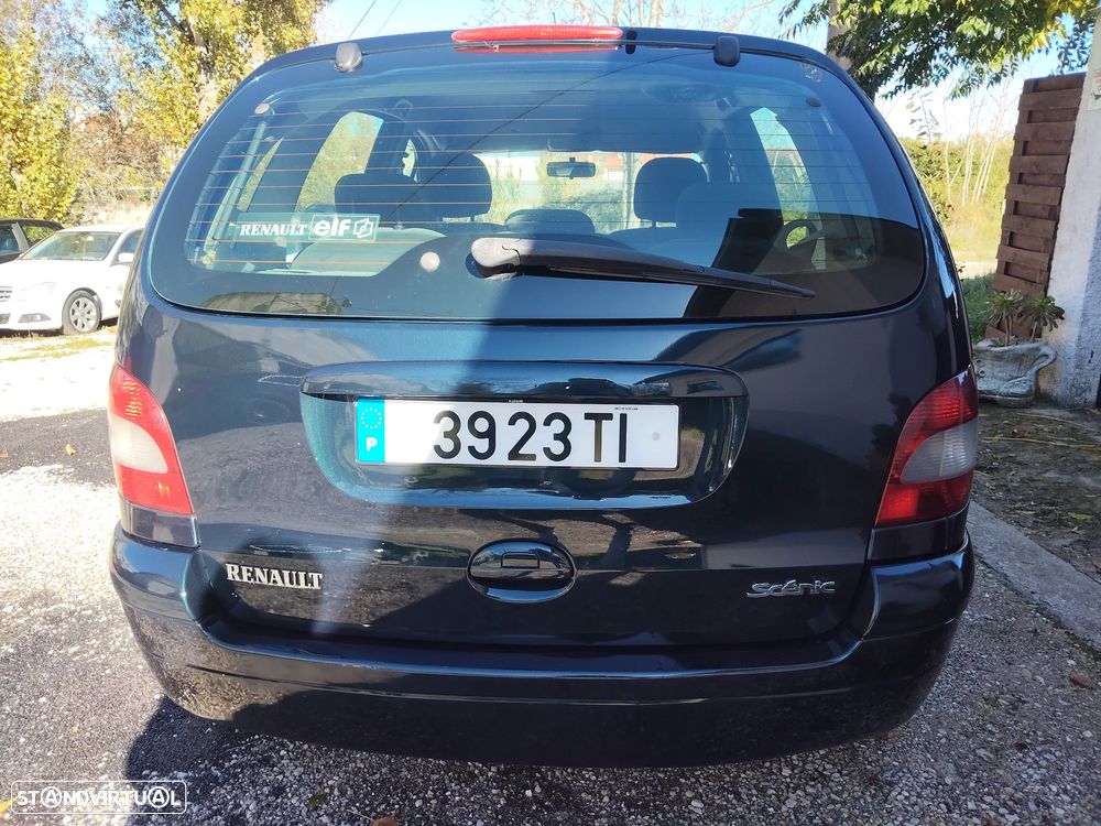 Renault Scénic 1.4 16V Conquest - 3