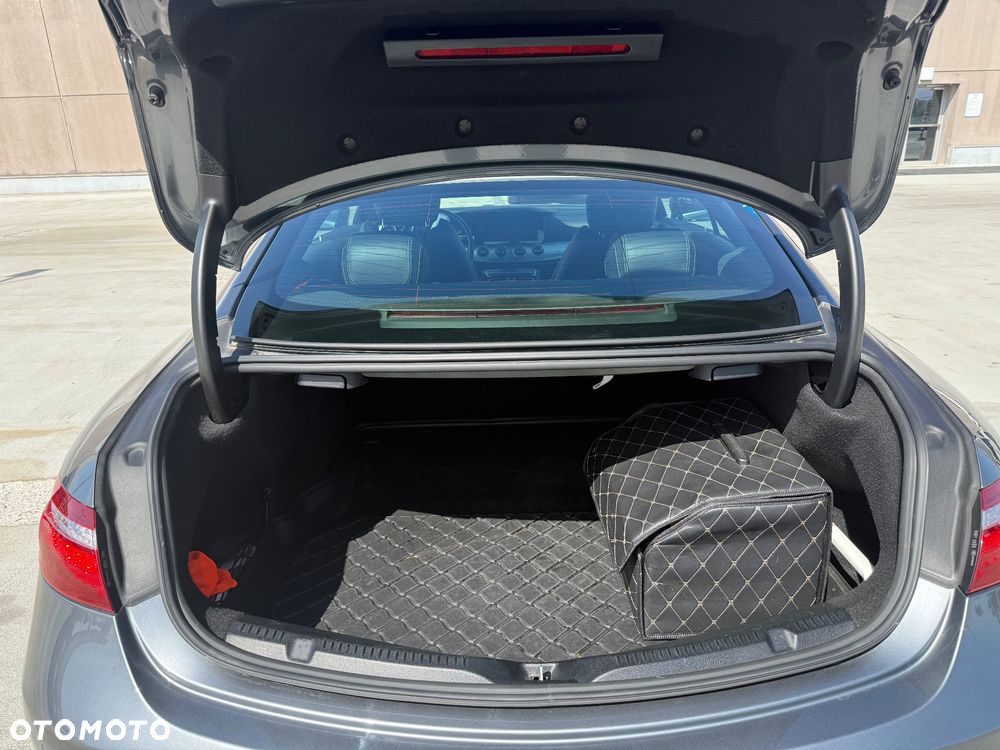 Mercedes-Benz Klasa E 220 d 9G-TRONIC - 7