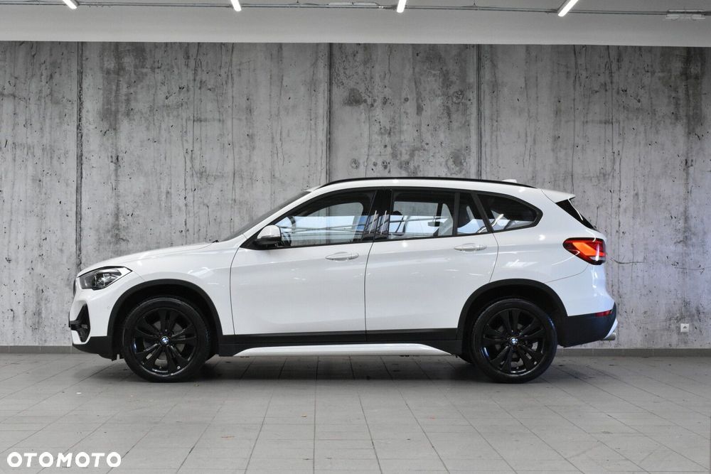 BMW X1 xDrive18d Sport Line - 4
