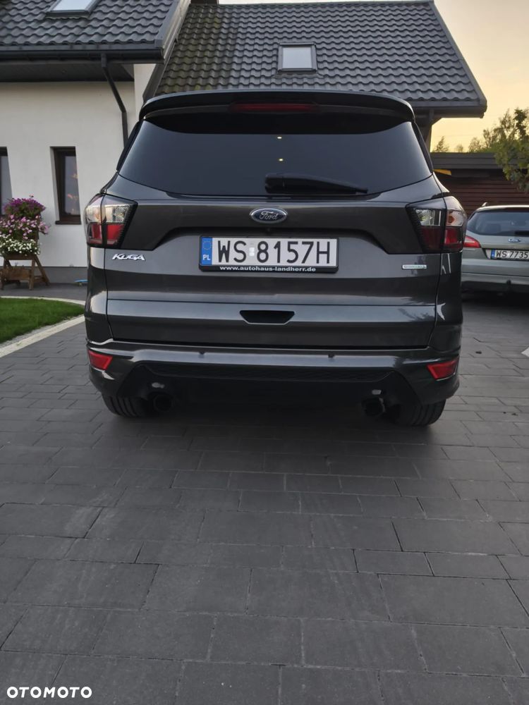 Ford Kuga - 26