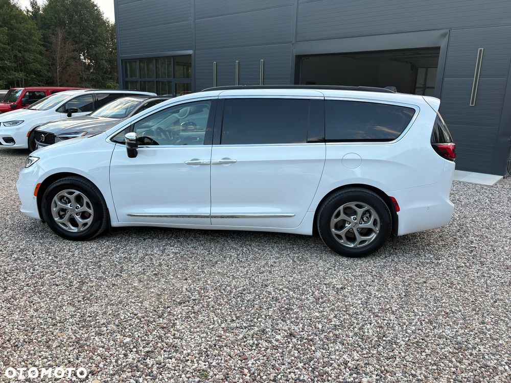 Chrysler Pacifica - 7