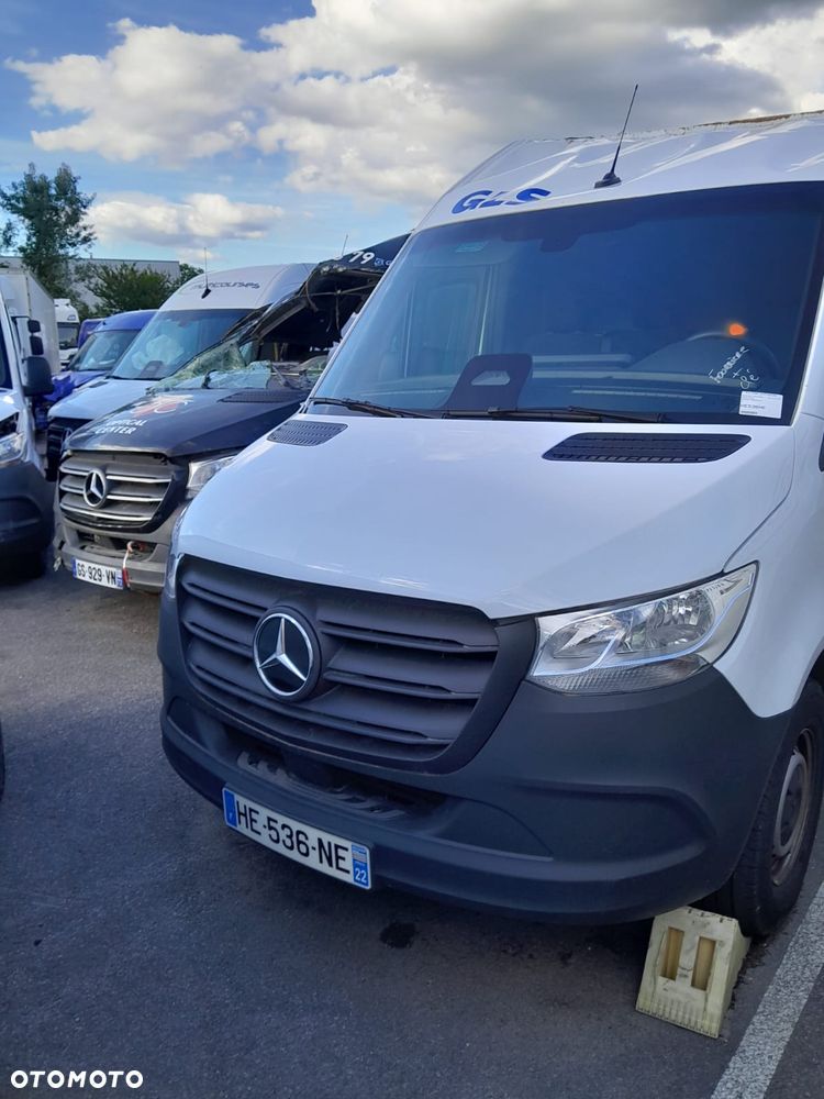 Mercedes-Benz eSprinter - 20
