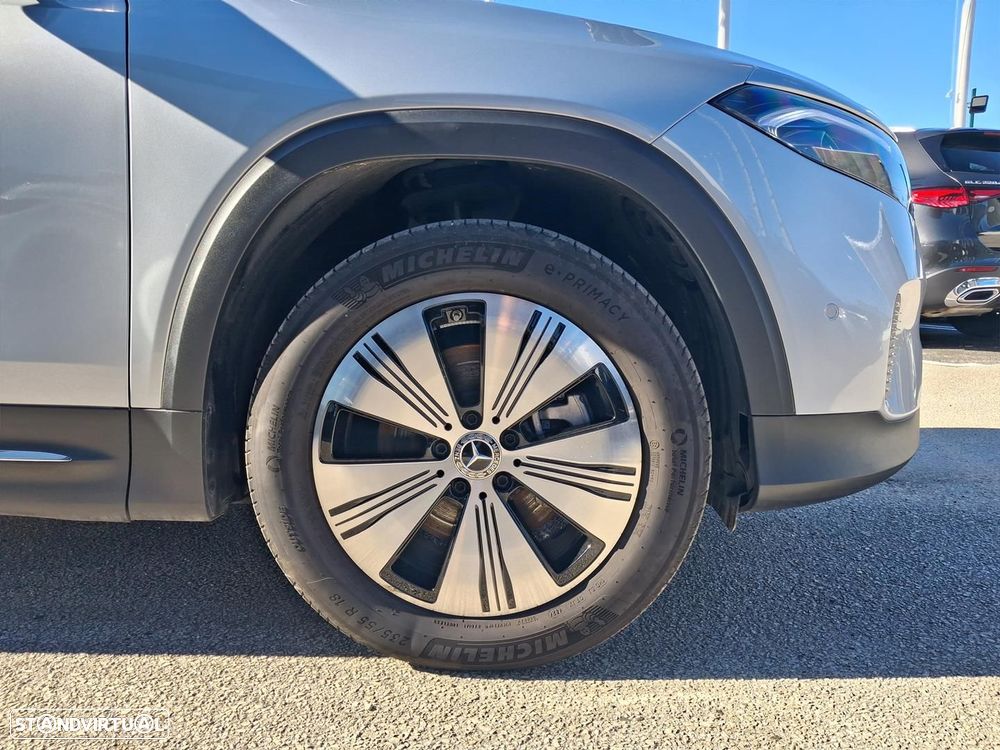 Mercedes-Benz EQB - 4