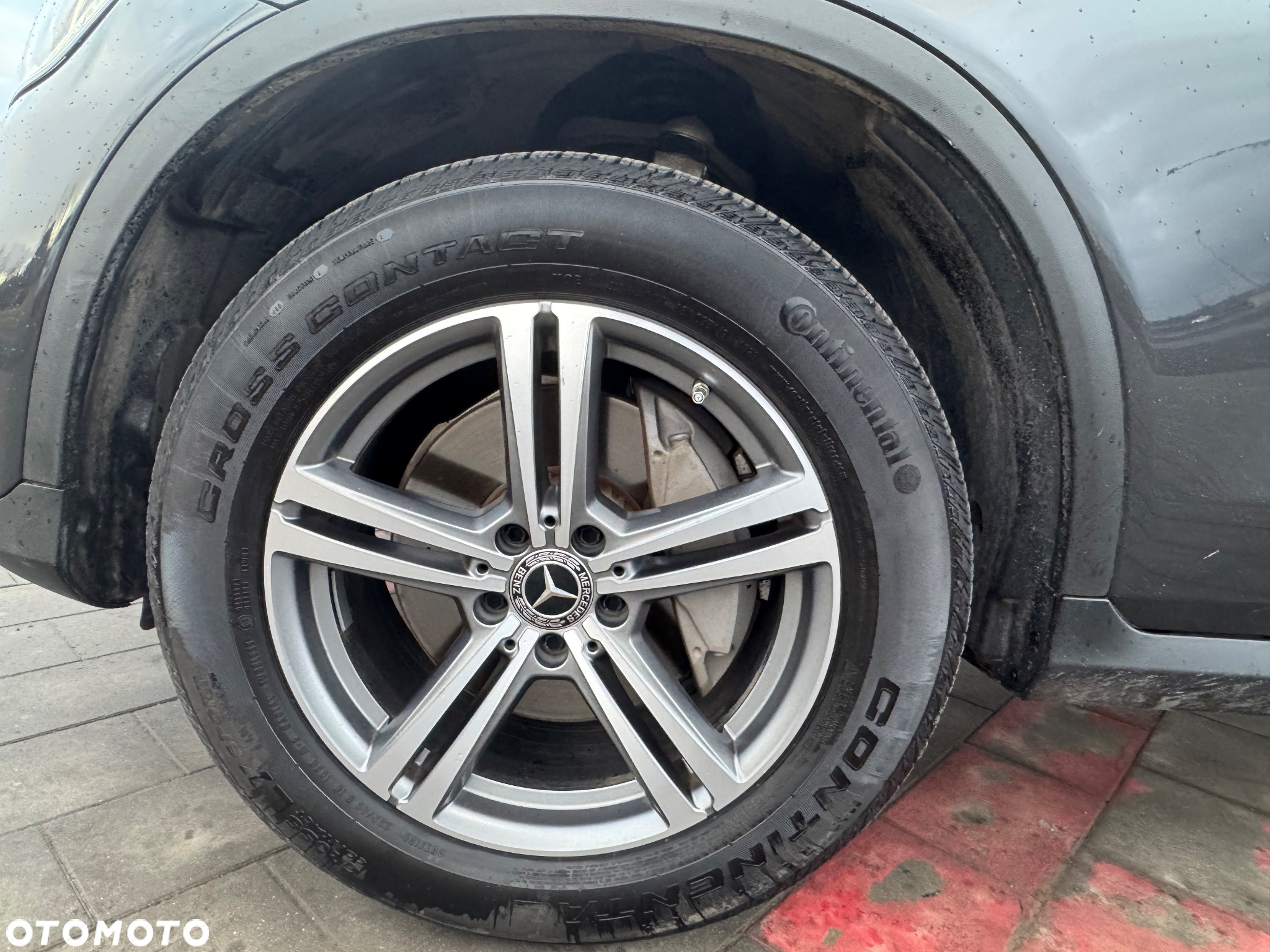 Mercedes-Benz GLC 300 4Matic 9G-TRONIC - 9