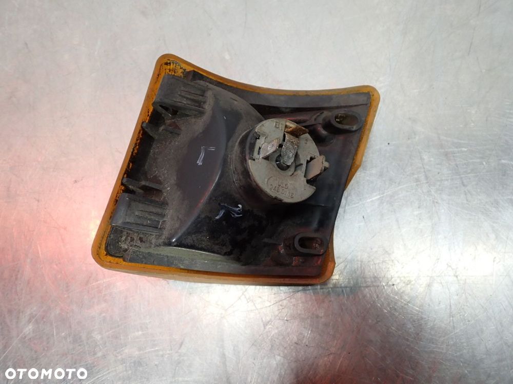 KIERUNKOWSKAZ LEWY PRZÓD VOLKSWAGEN T3 - 3