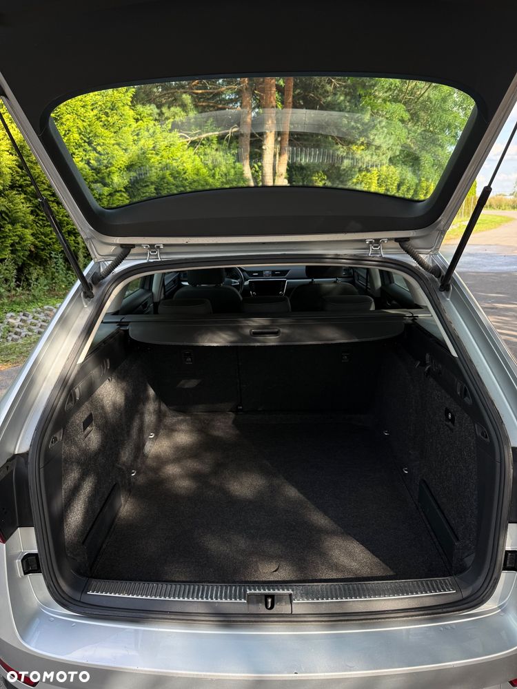 Skoda Superb 2.0 TDI Ambition - 9