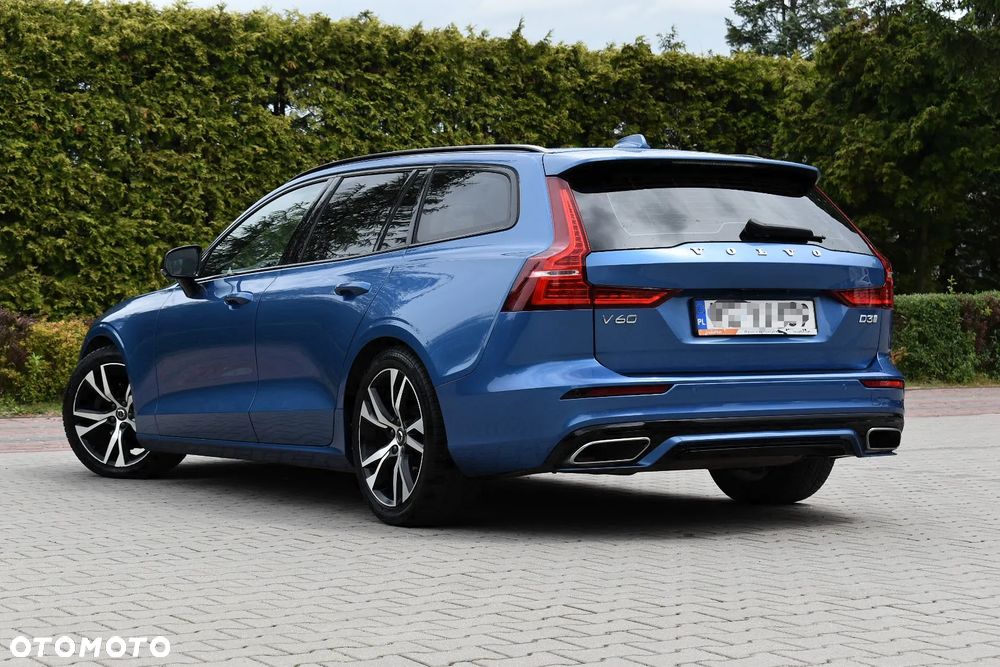 Volvo V60 D3 R-Design - 6