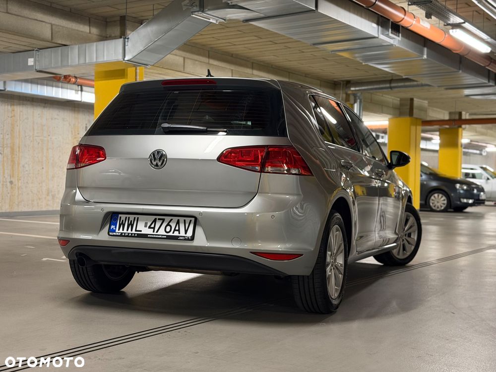 Volkswagen Golf 1.6 TDI BMT Comfortline - 10