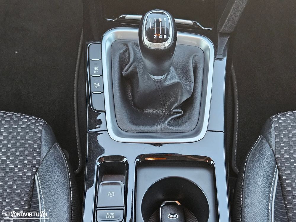 Kia Ceed 1.6 CRDi GT Line+SRF - 11