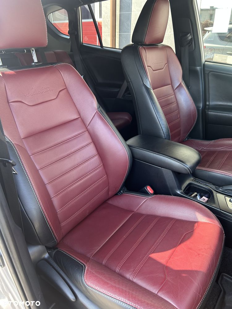 Toyota RAV4 - 6