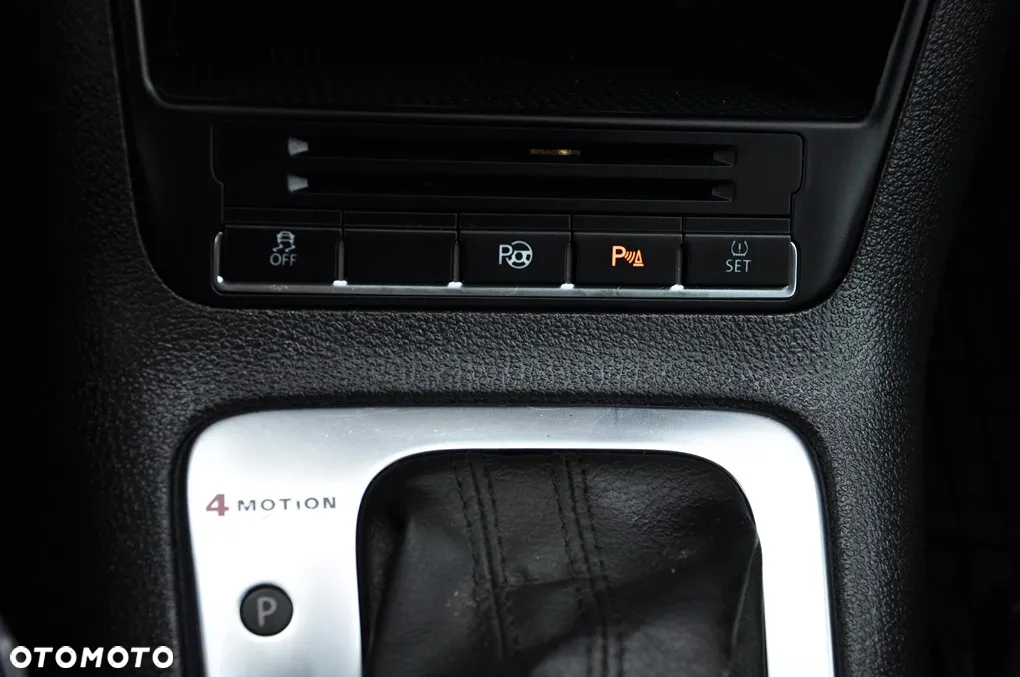 Volkswagen Tiguan 2.0 TDI 4Mot Sport DSG - 37