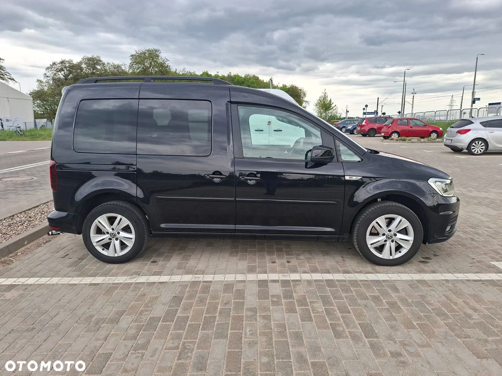 Volkswagen Caddy 2.0 TDI Comfortline DSG - 4