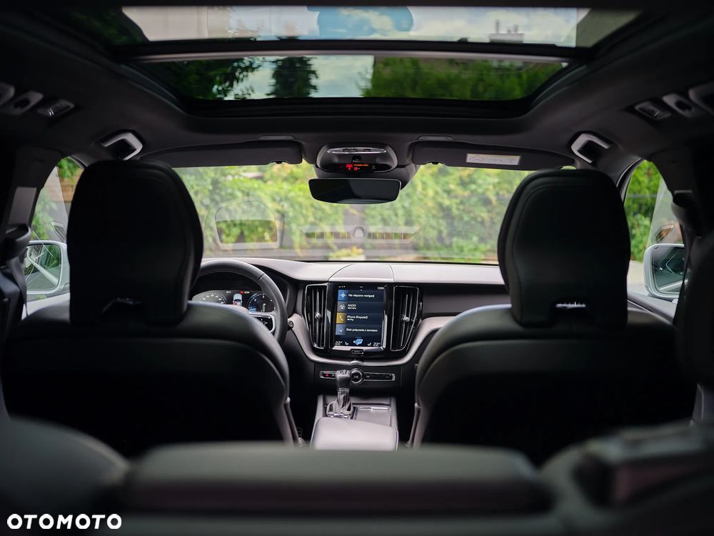 Volvo XC 60 D4 AWD R-Design - 7