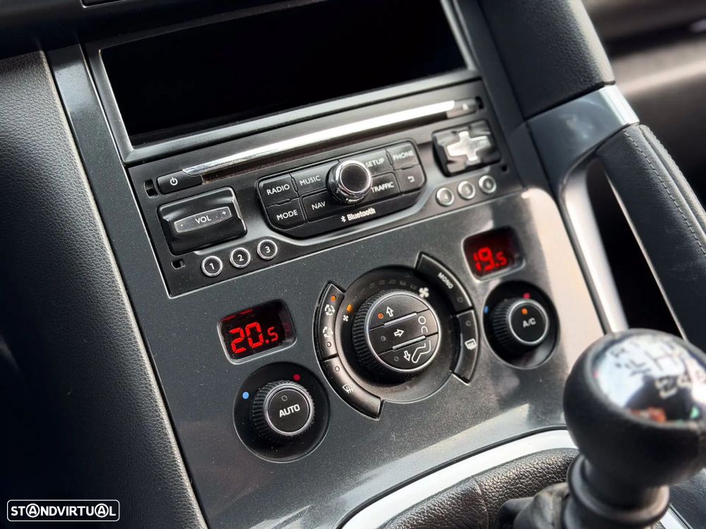 Peugeot 3008 1.6 BlueHDi Style - 20