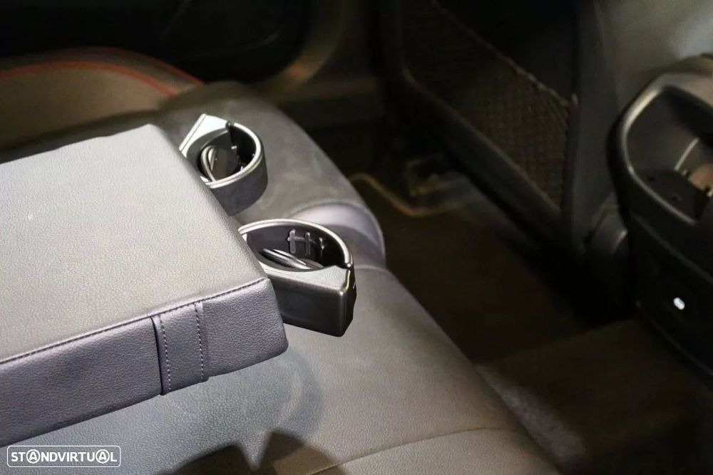 Mercedes-Benz A 250 e AMG Line - 24