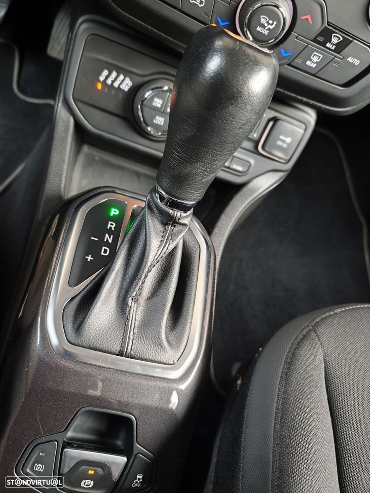 Jeep Renegade 1.3 TG Limited - 8