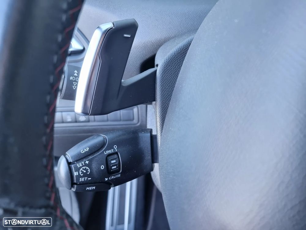 Peugeot 308 SW 1.5 BlueHDi GT EAT8 - 16