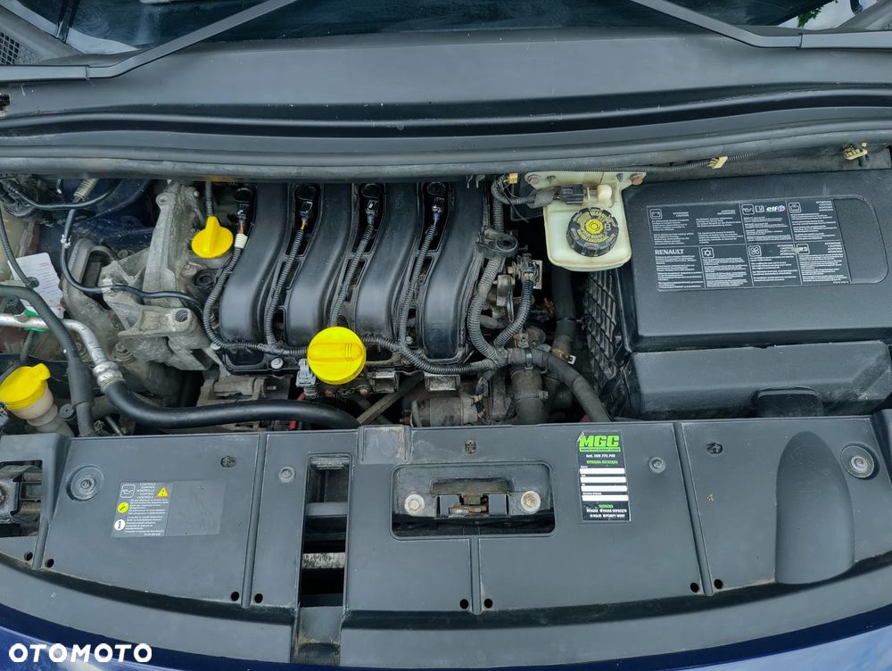 Renault Grand Scenic 1.6 16V 110 Authentique - 14