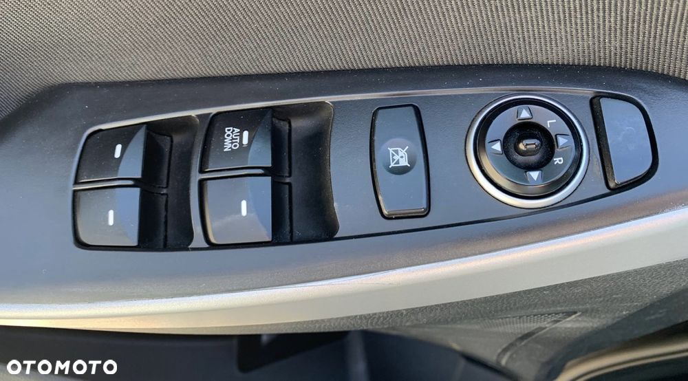Hyundai i30 - 23