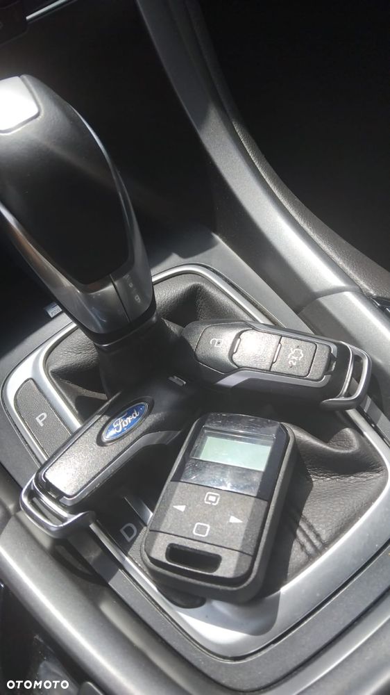 Ford Mondeo - 9