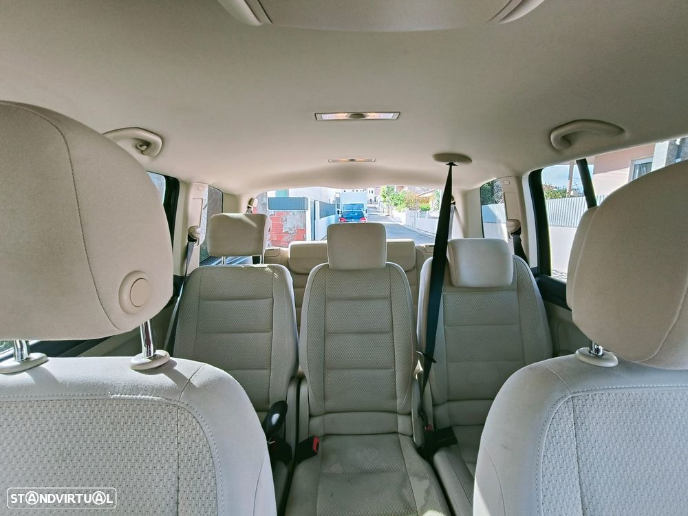 VW Touran 1.6 TDI Blue.Confortline 7L - 10