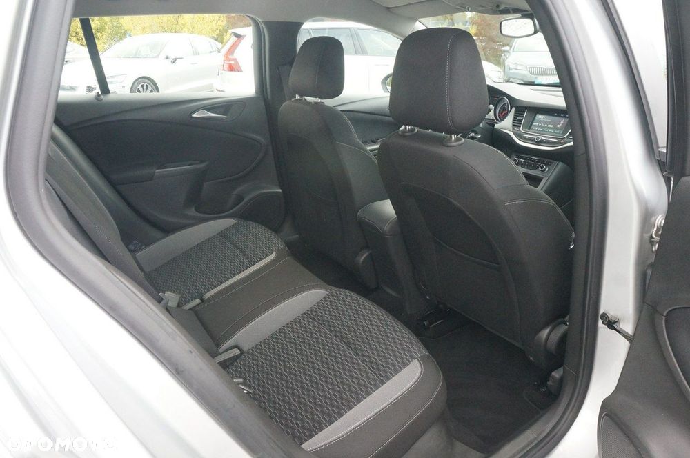 Opel Astra - 30