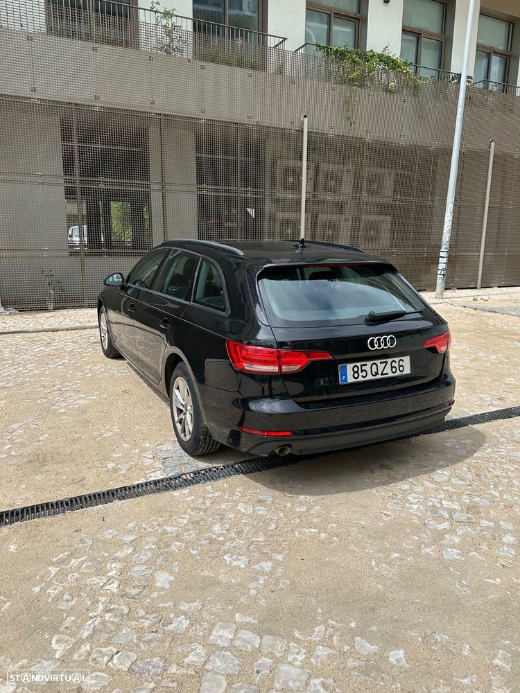 Audi A4 Avant 2.0 TDI Advance S tronic - 2