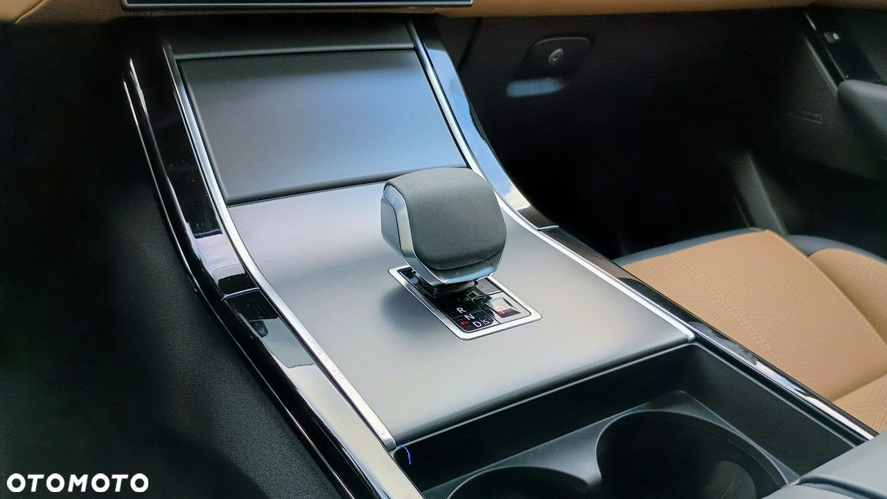 Land Rover Range Rover Velar - 32