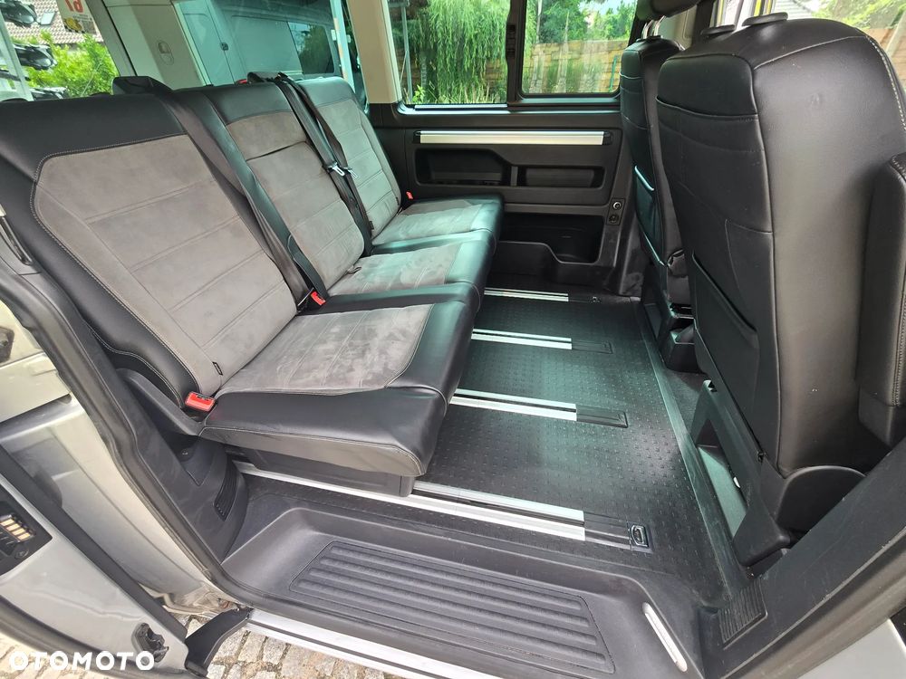 Volkswagen California - 12