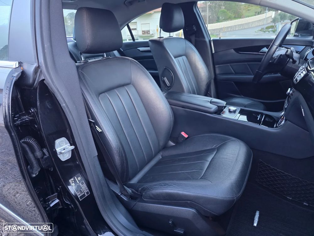 Mercedes-Benz CLS 250 CDI DPF BlueEFFICIENCY 7G-TRONIC - 22