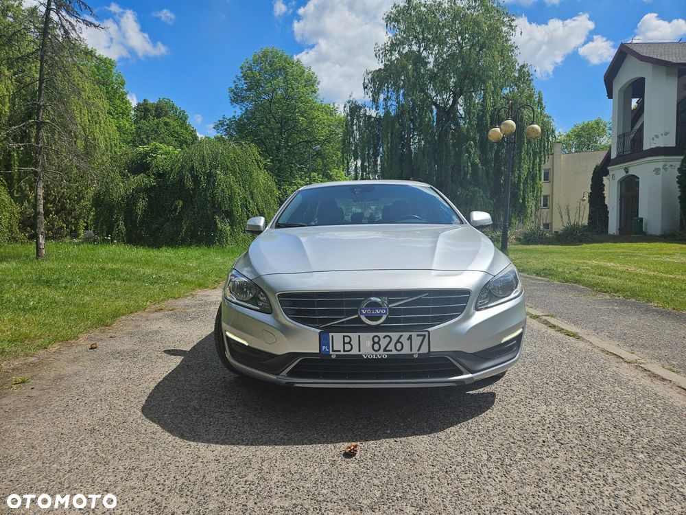 Volvo S60 - 2