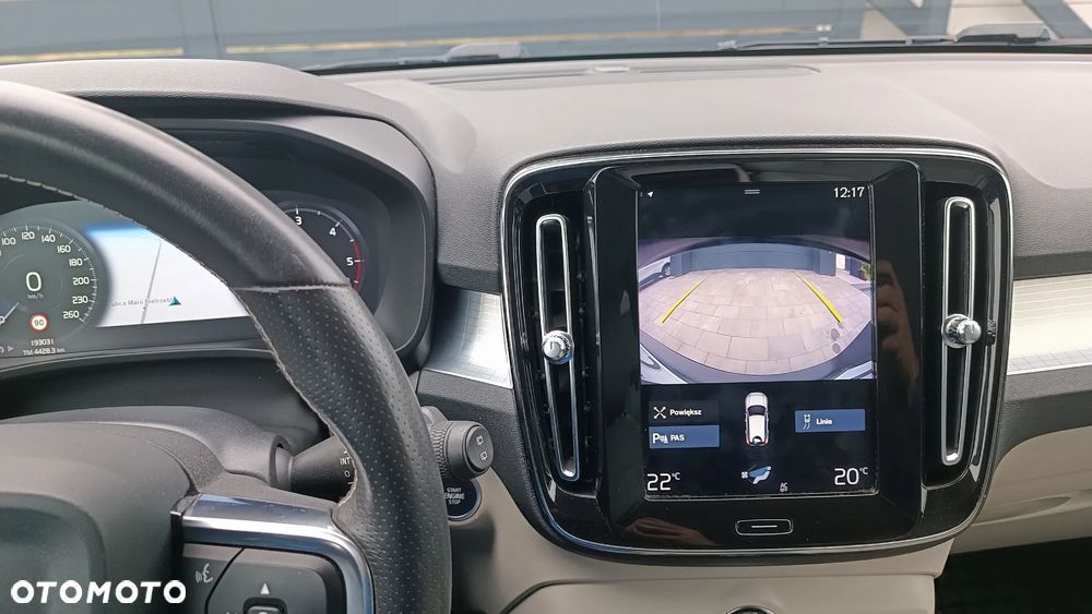 Volvo XC 40 D3 Momentum - 16