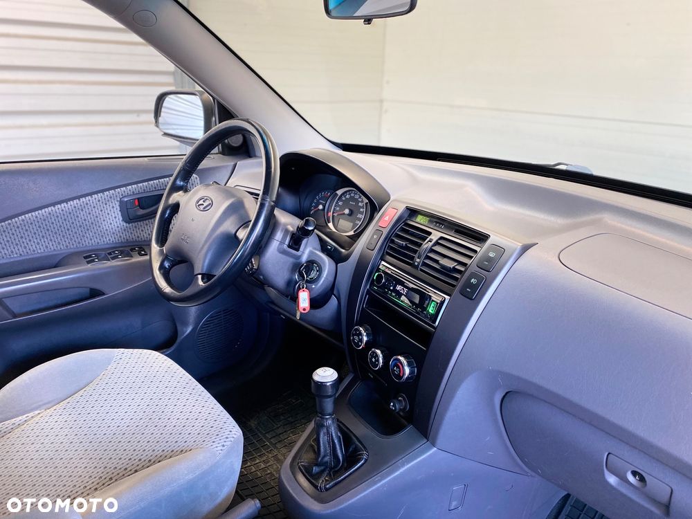 Hyundai Tucson 2.0 Comfort 2WD - 13
