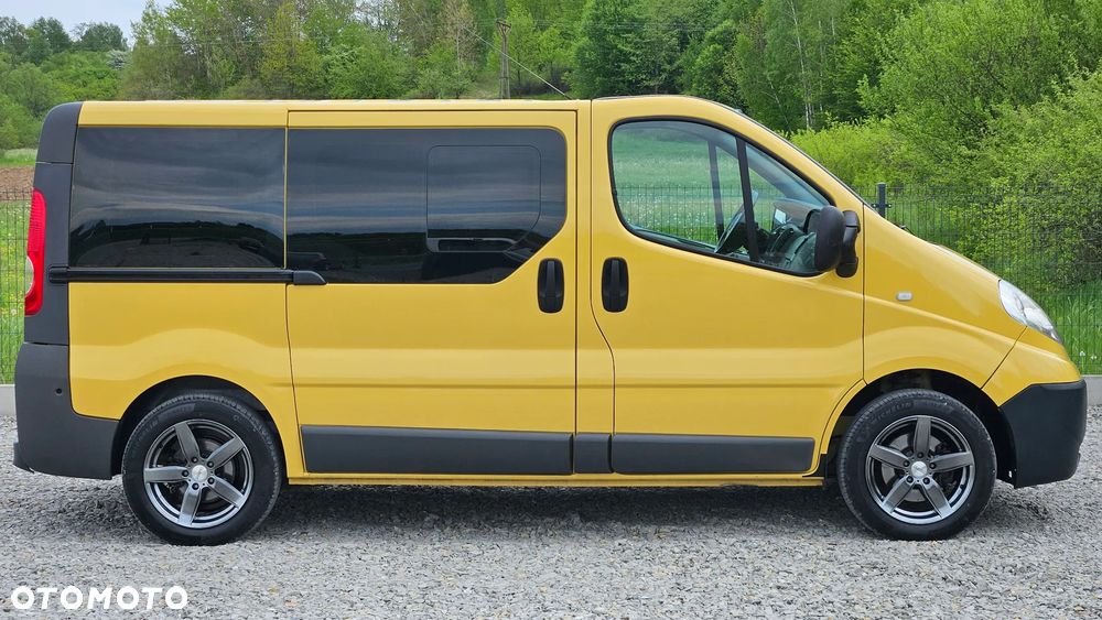 Opel Vivaro - 12