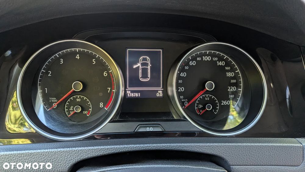 Volkswagen Golf 1.4 TSI BMT Highline DSG - 17