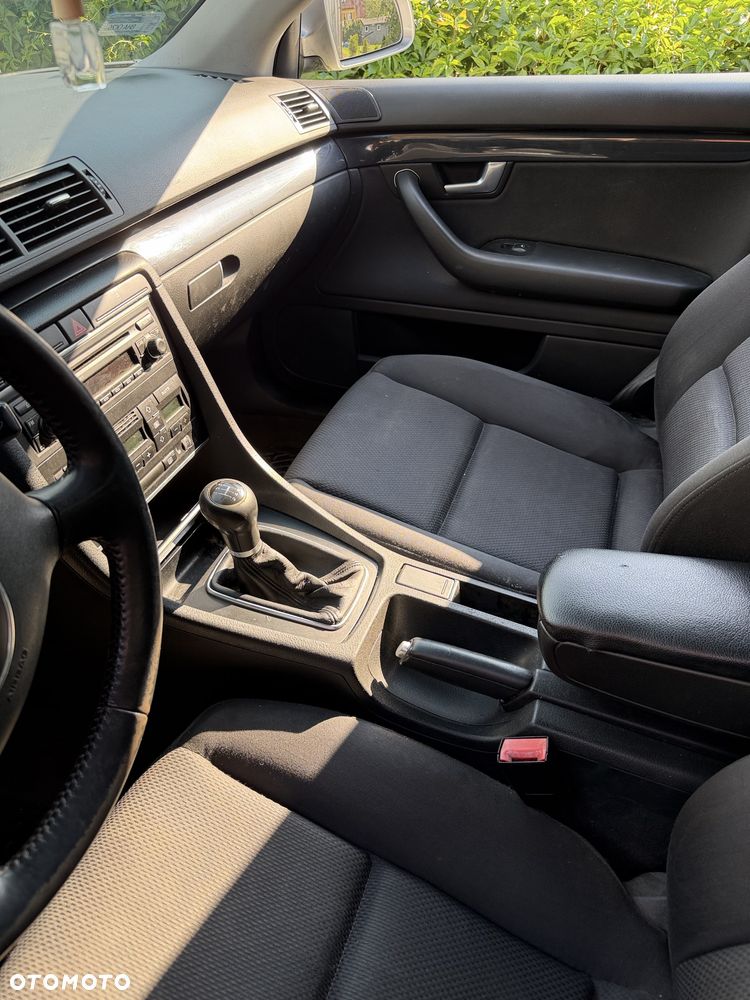 Audi A4 Limousine - 7