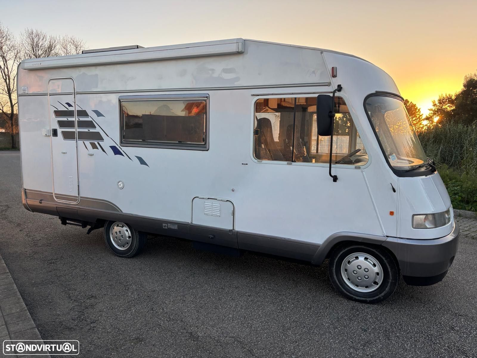 Hymer Classe B SL . - 6