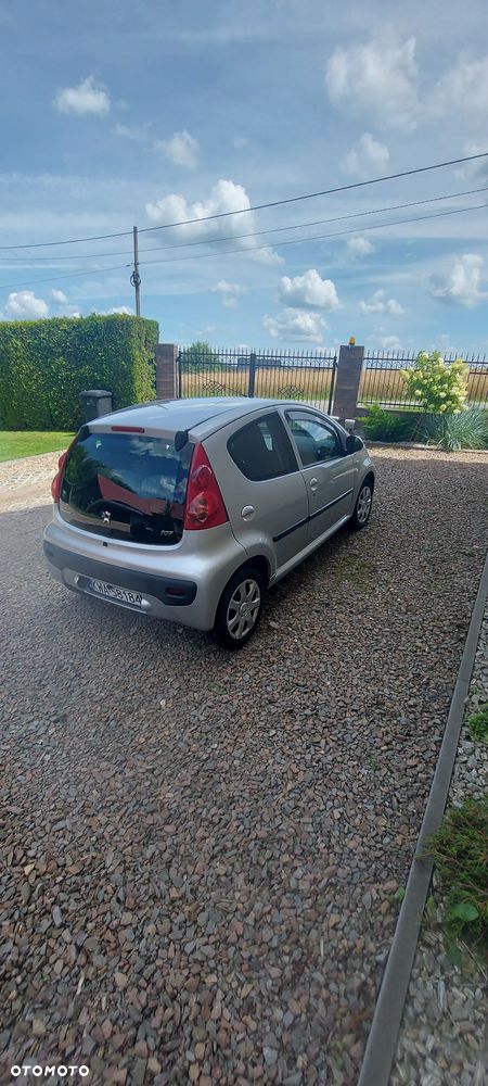 Peugeot 107 1.0 Happy - 2