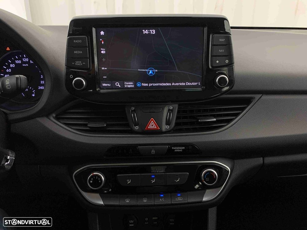 Hyundai i30 1.6 CRDI STyle - 13