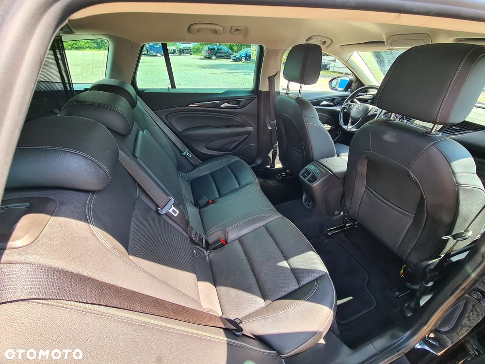 Opel Insignia - 29