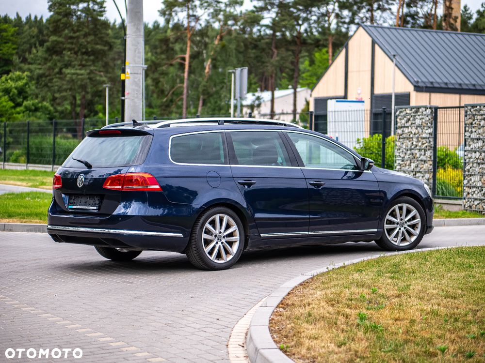 Volkswagen Passat 2.0 TDI Highline - 18