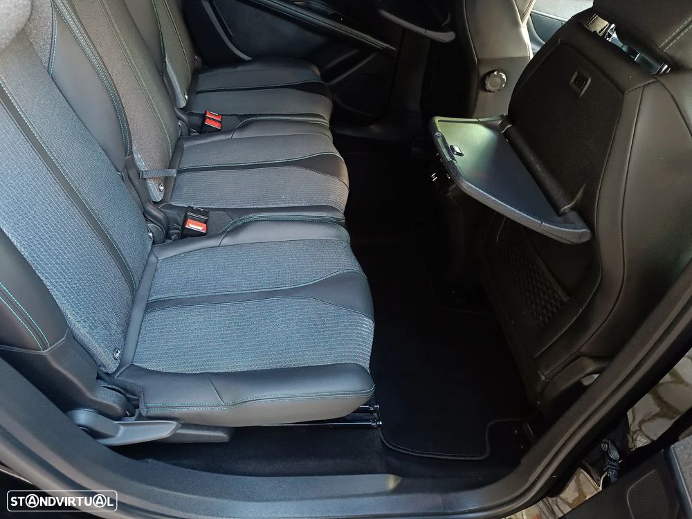 Peugeot 5008 PureTech 130 EAT8 Stop & Start Allure Pack - 32