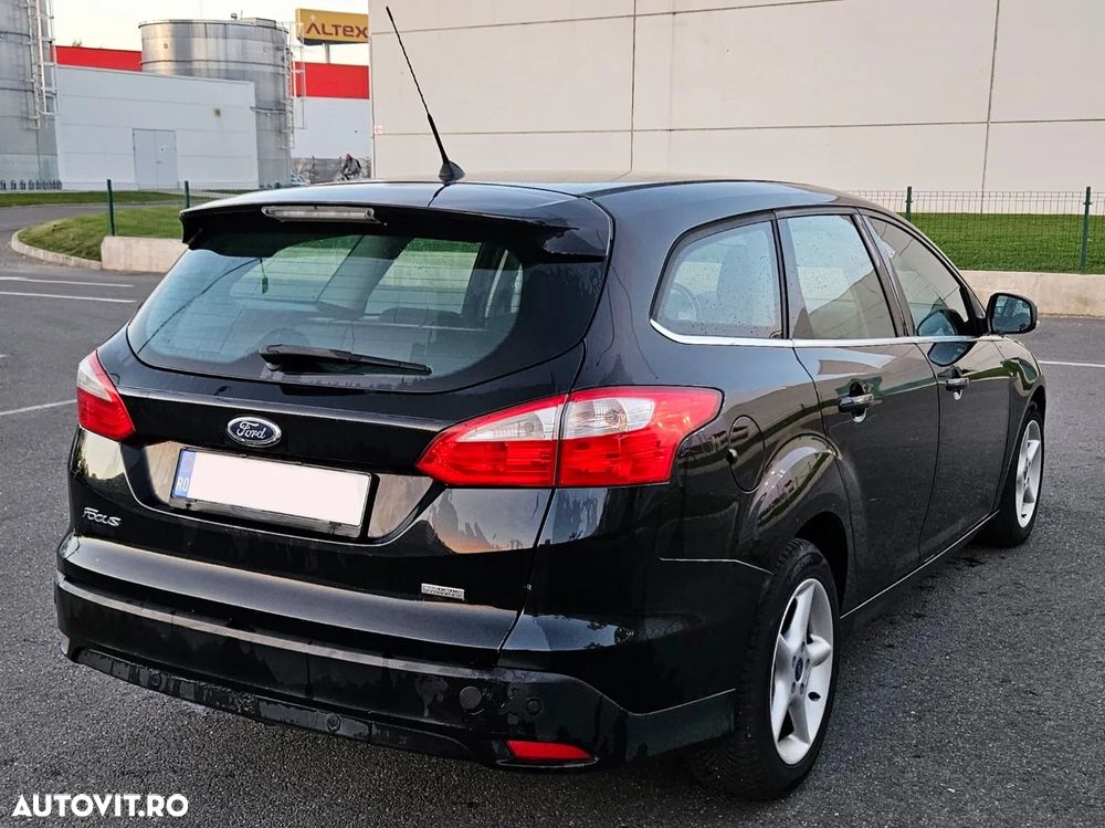 Ford Focus 1.6 TDCI DPF Titanium - 4