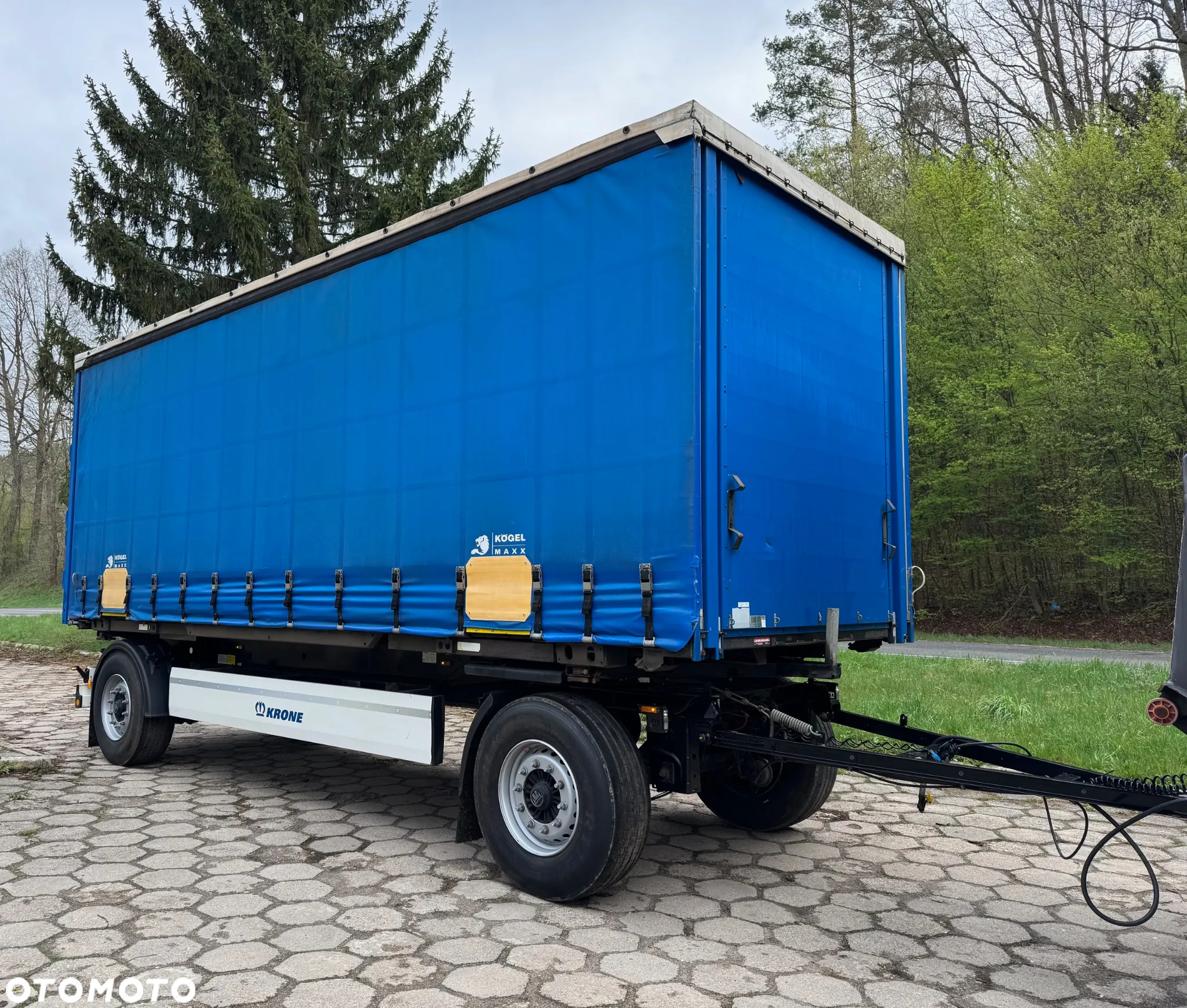 Krone BDF,Pod kontenery, - 2