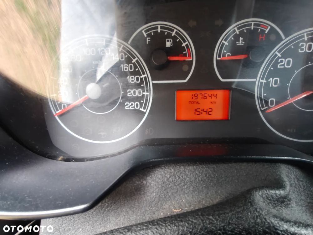 Fiat Grande Punto Actual 1.2 8V Actual - 8