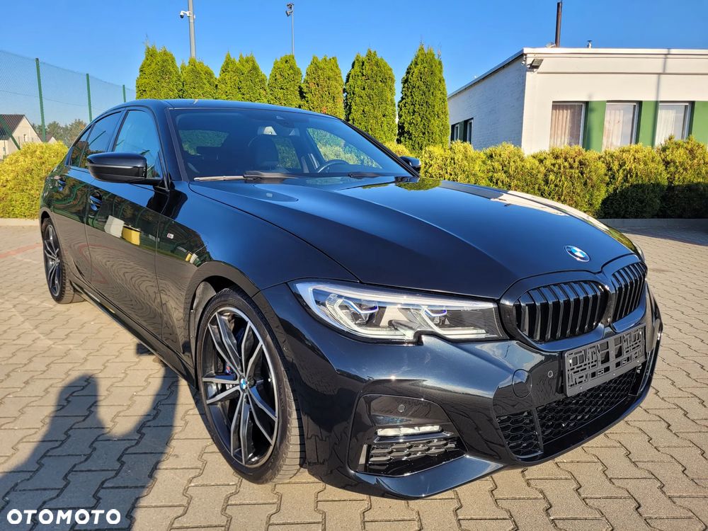 BMW Seria 3 330d xDrive - 3