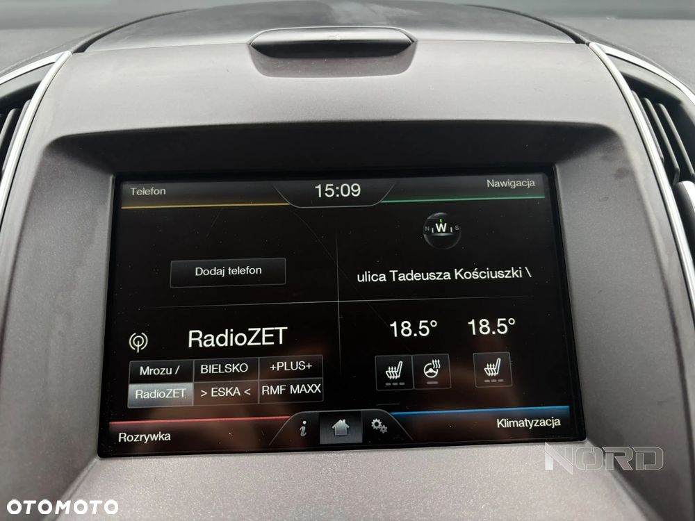 Ford S-Max 2.0 TDCi 4WD Titanium PowerShift - 24
