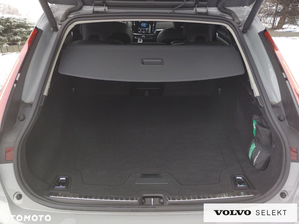 Volvo V90 - 37