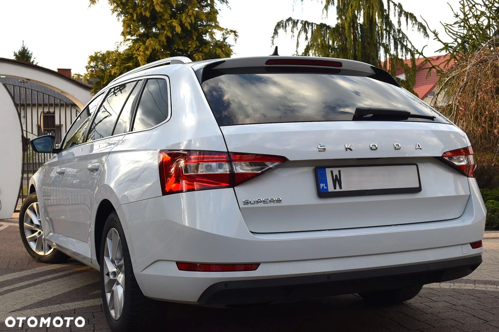 Skoda Superb 2.0 TDI SCR Style - 16